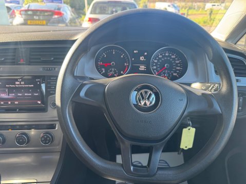 Volkswagen Golf 1.6 TDI BlueMotion Tech S Euro 5 (s/s) 5dr 16