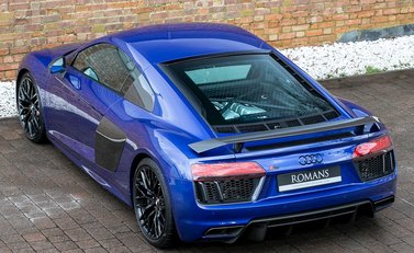 Audi R8 V10 Plus 9