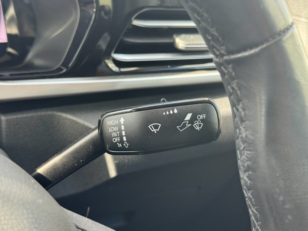 Ford Transit Connect SWB L1H1 Low Roof Limited Air Con Alloys Sensors Cam EURO 6 NO VAT 21