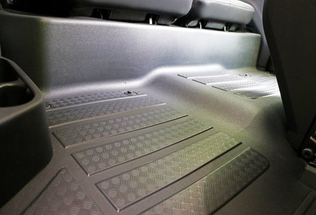 Defender 90 Commercial