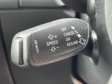 Audi A4 2.0 TDI SE Technik Multitronic Euro 5 (s/s) 4dr 33