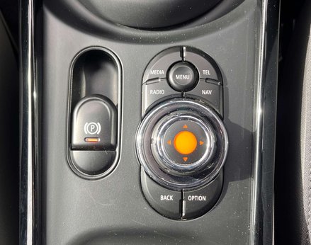 Mini Clubman 1.5 Clubman Cooper Auto 6dr 54