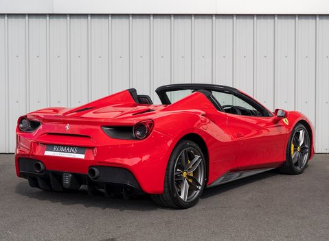 Ferrari 488 Spider 7