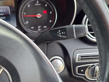 Mercedes-Benz GLC 2.1 GLC220d AMG Line SUV 5dr Diesel G-Tronic 4MATIC Euro 6 (s/s) (170 ps) 43