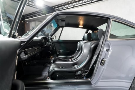 Porsche 911 SINGER 911 CLASSIC ' THE SUSSEX COMMISSION' 26