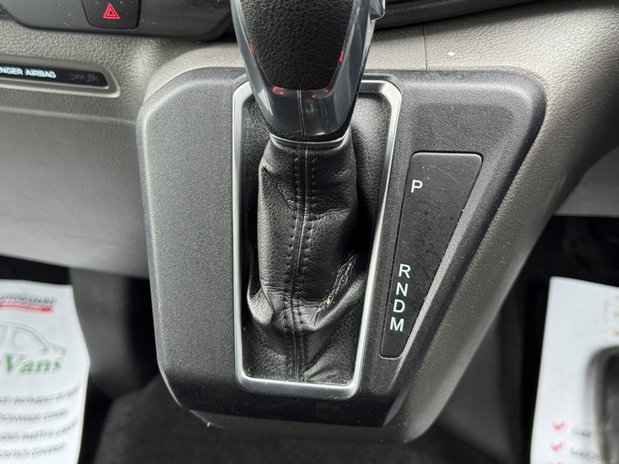 Ford Transit Custom Crew Cab AUTO SWB L1H1 Sport 320 Air Con SELECT 43