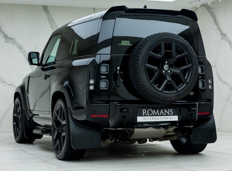 Land Rover Defender 90 V8 P525 Urban 7