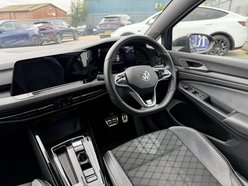 Volkswagen Golf 1.5 eTSI MHEV R-Line Hatchback 5dr Petrol Hybrid DSG Euro 6 (s/s) (150 ps) 27