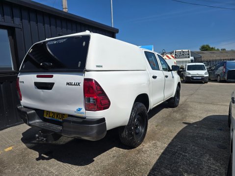 Toyota Hilux ACTIVE 4WD D-4D DCB 6