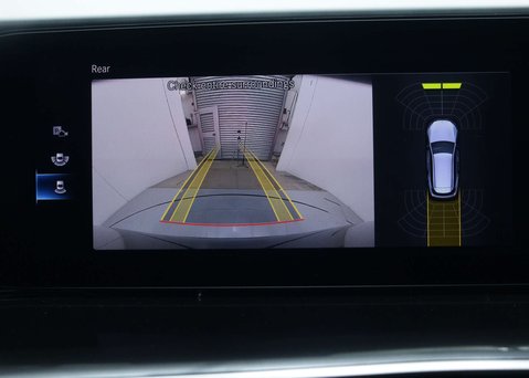 Mercedes-Benz EQC EQC 400 80kWh AMG Line (Premium) SUV 5dr Electric Auto 4MATIC (408 ps) 33