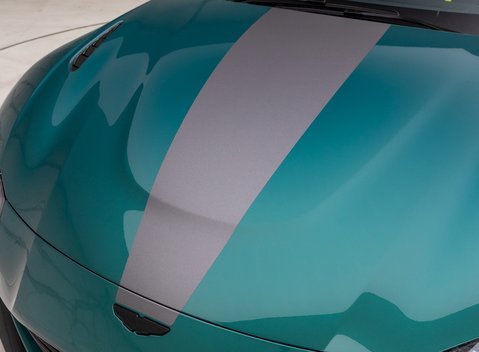 Aston Martin V8 Vantage Roadster F1 Edition 25