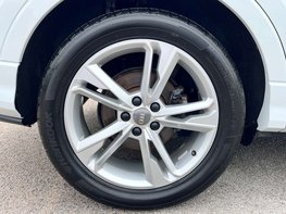 Audi Q3 1.5 Q3 S Line 35 TFSI Semi-Auto 5dr 14