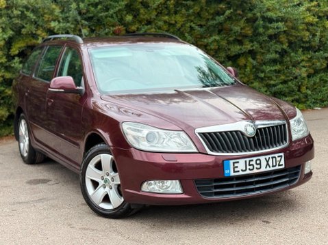 Skoda Octavia 1.6 TDI Elegance Euro 5 5dr 6