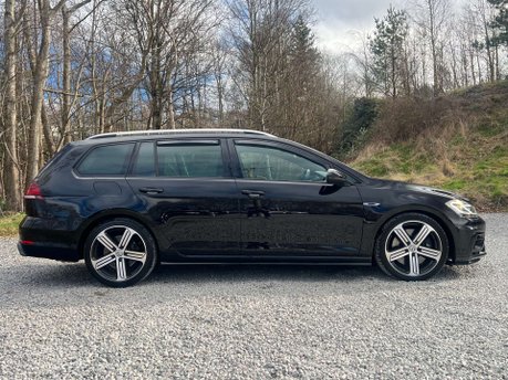 Volkswagen Golf 2.0 Golf R TSi Semi-Auto 4WD 5dr