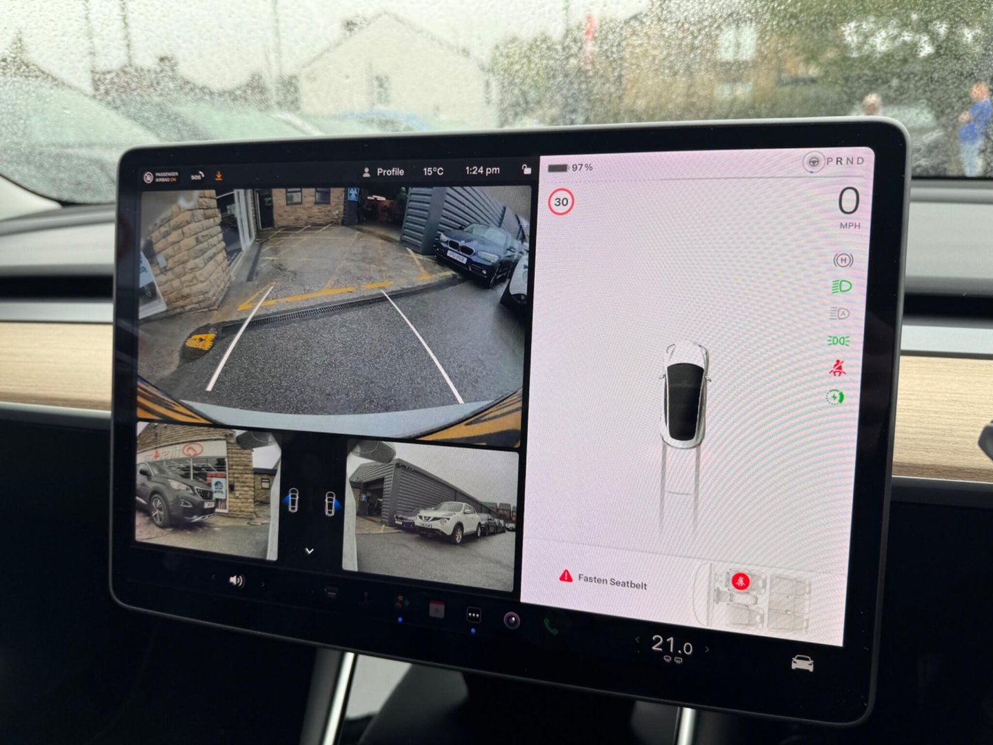 2020 Tesla Model 3 — image 16