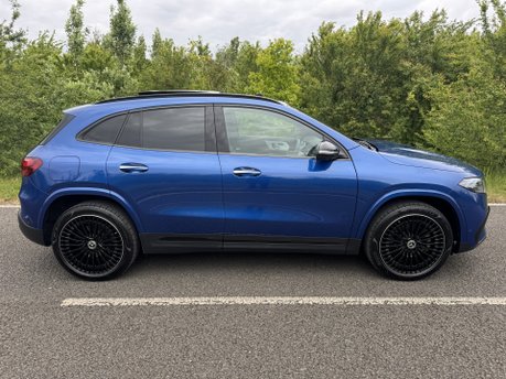 Mercedes-Benz EQA EQA 300 4Matic AMG Line Premium Plus Auto Electric 66 KWH PAN ROOF/HEADS UP 4