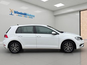 Volkswagen Golf 1.0 TSI SE Nav Euro 6 (s/s) 5dr
