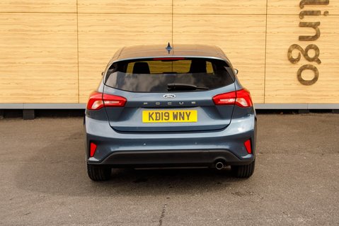 Ford Focus TITANIUM 6