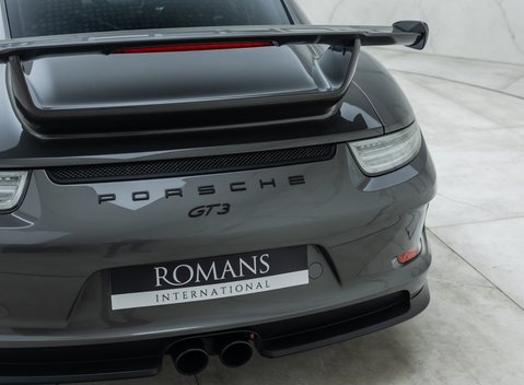 Porsche 911 GT3 (991) 28