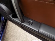Mazda MX-5 i Roadster Venture Edition 25