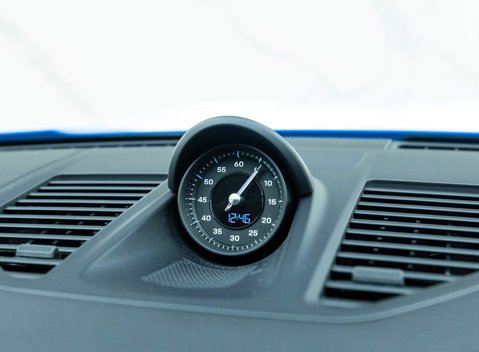 Porsche 911 Carrera (992) 14