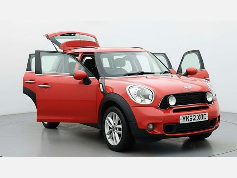 Mini Countryman 2.0 Cooper SD SUV 5dr Diesel Auto ALL4 Euro 5 (143 ps) 5