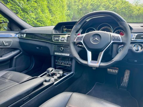 Mercedes-Benz E Class 5.5 E63 V8 BiTurbo AMG SpdS MCT Euro 6 (s/s) 4dr 55