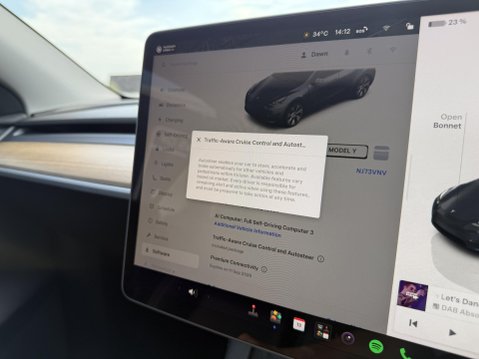 Tesla Model Y (Dual Motor) Long Range SUV 5dr Electric Auto 4WDE (384 bhp) 41