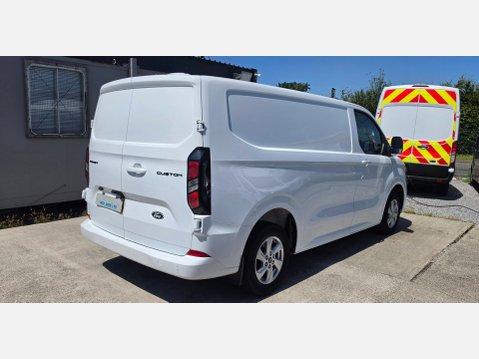 Ford Transit Custom 280 LIMITED L1H1 P/V ECOBLUE 2