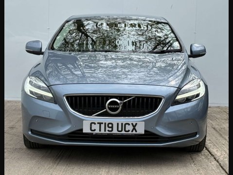 Volvo V40 2.0 V40 R-Design Edition T2 5dr 34