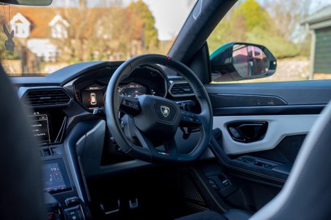 Lamborghini Urus 4.0 V8 BiTurbo S Auto 4WD Euro 6 5dr 52