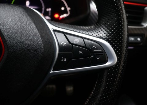 Renault Arkana 1.6 Arkana RS Line E-Tech HEV Auto 5dr 37