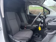 Vauxhall Combo L2H1 2300 Dynamic Panel Van 4