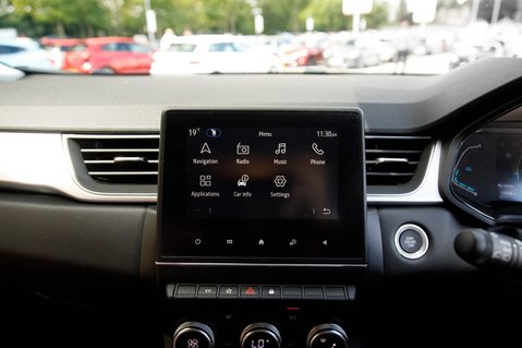 Renault Captur TECHNO E-TECH 25