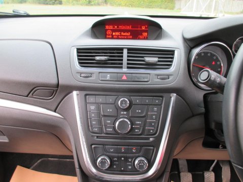 Vauxhall Mokka 1.4i Turbo Exclusiv 2WD Euro 6 (s/s) 5dr 16