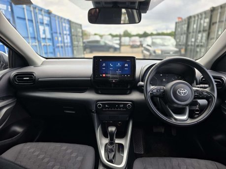 Toyota Yaris 1.5 VVT-h Icon Hatchback 5dr Petrol Hybrid E-CVT Euro 6 (s/s) (116 ps) 10