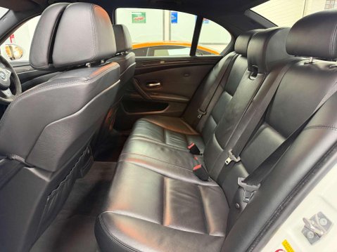 BMW M5 5.0 V10 Saloon 4dr Petrol SMG Euro 4 (507 ps) 53