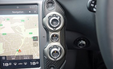 McLaren 720S Luxury 29