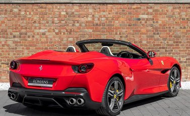 Ferrari Portofino 7