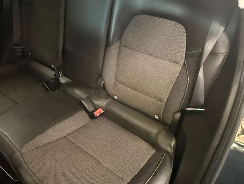 Renault Captur 1.6 Captur Techno E-Tech HEV Auto 5dr 35
