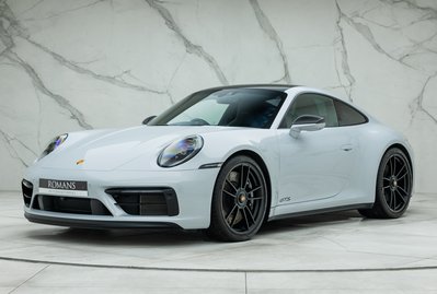Porsche 911 Carrera GTS (992)