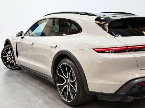 Porsche Taycan Performance Plus 93.4kWh Turbo Cross Turismo 5dr Electric Auto 4WD (680 ps) 26