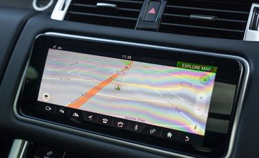 Land Rover Range Rover Sport 5.0 SVR Urban 19