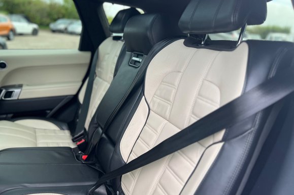 Land Rover Range Rover Sport 3.0 SDV6 AUTOBIOGRAPHY DYNAMIC AUTO 35
