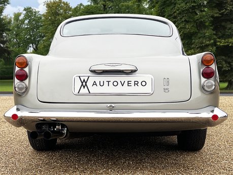 Aston Martin DB5 Superleggera 6