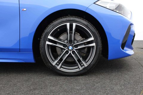 BMW 1 Series 5dr 118i 136 M Sport Automatic 36