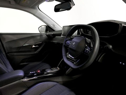 Peugeot e-2008 50kWh Allure Premium SUV 5dr Electric Auto (7kW Charger) (136 ps) Cruise C 12