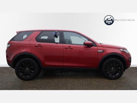 Land Rover Discovery Sport 2.0 TD4 SE Tech Auto 4WD Euro 6 (s/s) 5dr 3