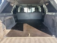 Land Rover Discovery SD6 306 Commercial HSE 11