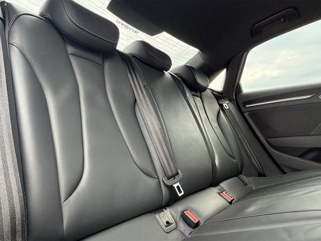 Audi A3 RS 3 QUATTRO 60